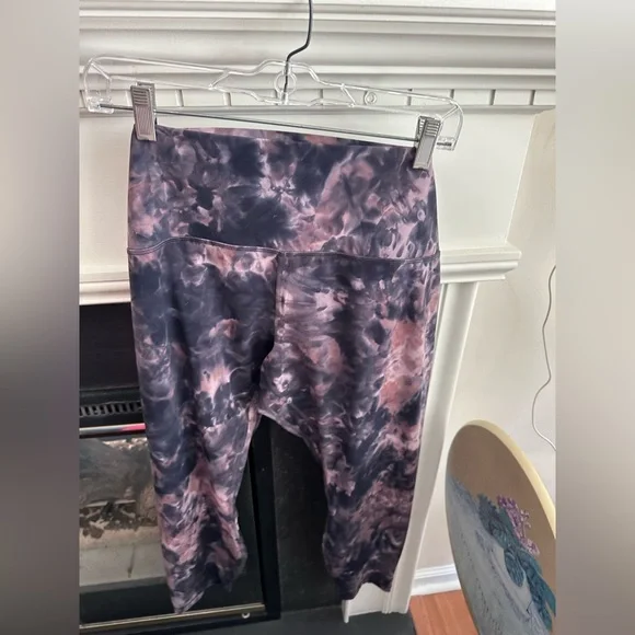 Lululemon Align Pant 25" *Diamond Dye
Diamond Dye Graphite Grey Pink Pastel - Picture 4 of 10